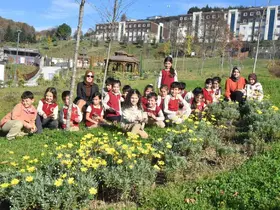 Düzce Üniversitesi botanik bahçesine miniklerden ziyaret
