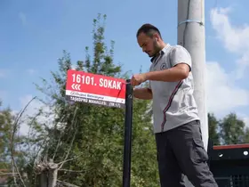 Düzce’de cadde ve  sokak tabelaları tamamlanıyor
