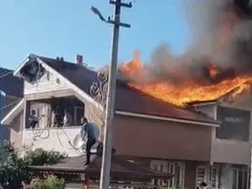 Düzce’de çatı yangını
