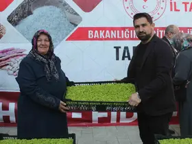 Düzce’de çiftçilere 2,6 milyon TL’lik fide ve tohum desteği
