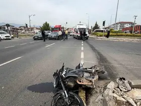 Düzce’de feci kaza: 2’si ağır 3 yaralı
