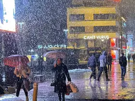 Düzce’de kar yağışı etkili oluyor
