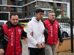 Edirne’de 30 bıçak darbesiyle 16 yaşındaki sevgilisini öldürmüştü: İfadesinde mahkeme salonu buz kesti
