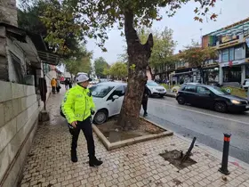 Edirne’de yola dökülen yağ zincirleme kazaya yol açtı: 4 araç birbirine girdi
