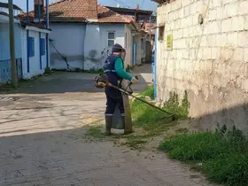 Efeler Belediyesi’nin yeşil alan çalışmaları sürüyor
