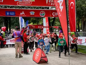 ‘Eker I Run 23 Nisan Çocuk Koşusu’ bayram sevincini sporla buluşturdu
