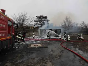Elazığ itfaiyesi yangınlara karşı teyakkuz halinde bekliyor
