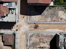 Elazığ’da mahallelerde yol ve kaldırım yenileme çalışması
