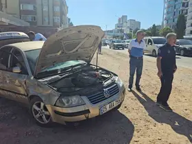 Elazığ’da otomobil ile kamyon çarpıştı

