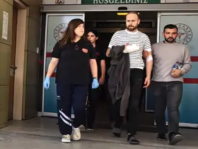 Elini daire testeresine kaptırdı, 3 parmağı yaralandı
