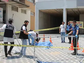 Emekli polis, bıçakla saldıran oğlunu öldürdü
