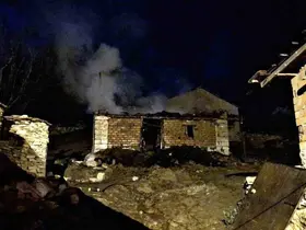 Emet’te samanlık ve ahır yangını korkuttu
