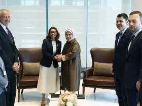 Emine Erdoğan, Brezilya Devlet Başkanı’nın eşi Silva ile görüştü
