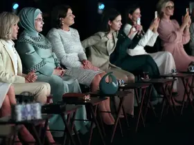 Emine Erdoğan’ın devlet liderleri eşleri yemeğinde Ajda Pekkan konseri
