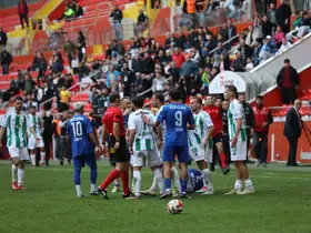 Erciyes 38 FK’ya 15 maçta 1 kırmızı 42 sarı kart
