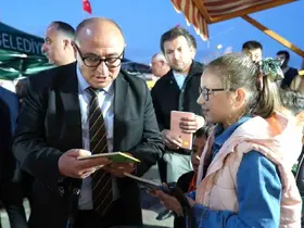 Erdemli’de 4. Kitap ve Edebiyat Günleri yoğun ilgiyle tamamlandı
