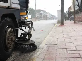 Erenler’de bayram temizliği mesaisi başladı
