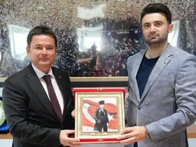Erkan Aydın’dan Bursaspor’a moral ziyareti
