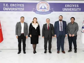 ERÜ’de ’Uzay Radyasyonunda Hayatta Kalmak’ konulu konferans düzenlendi
