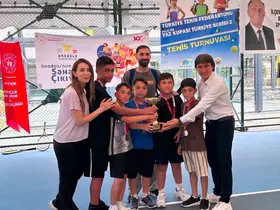Erzincan Erkek Tenis Takımı ANALİG’de gümüş madalya kazandı
