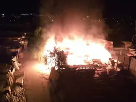 Erzincan’da Keresteciler Sitesinde yangın
