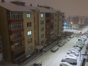Erzurum merkezde taşımalı eğitime kar yağışı nedeniyle bir gün ara
