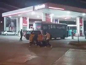Erzurum’da bıçaklı kavga: 3 yaralı

