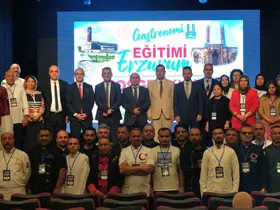 Erzurum’da gıda güvenliği, pişirme teknikleri ve toplu yemek üretimi zirvesi
