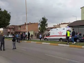 Erzurum’da iki aile arasında silahla çatışma: 1’i polis 12 yaralı

