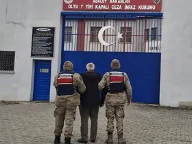 Erzurum’da jandarma ekipleri bir ayda 106 aranan şahsı yakaladı
