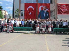 Erzurum’da yetiştiricilere 288 sıvat ve 120 süt sağım makinesi dağıtıldı
