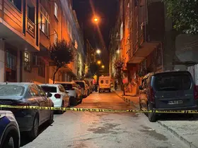 Esenler’de bir evde bulunan kişiler arasında kavgada silahlar konuştu: 3 ağır yaralı
