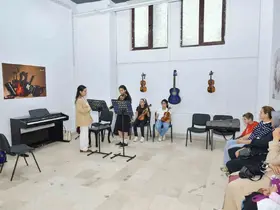 Esenyurt Belediyesi Kadın Sanat Merkezi’nde dersler başladı
