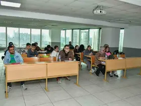 Esenyurt Belediyesi’nden engelli bireyler için ücretsiz E-KPSS eğitimi
