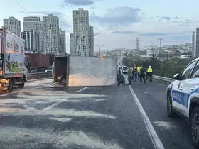 Esenyurt’ta 11 araç kazaya karıştı: 2’ ağır 6 yaralı
