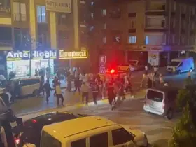 Esenyurt’ta düğün çıkışı ortalık karıştı
