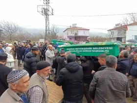 Eşi ve ailesini katletmişti: 4 kişi yan yana toprağa verildi
