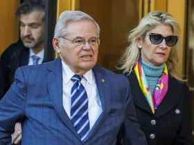 Eski ABD Senatörü Menendez’in eşi Nadine Menendez’e yolsuzluk ve rüşvet davasında 4,5 yıl hapis
