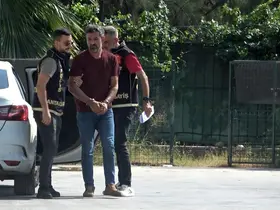 Eski karısını eşarbıyla boğan zanlı tutuklandı
