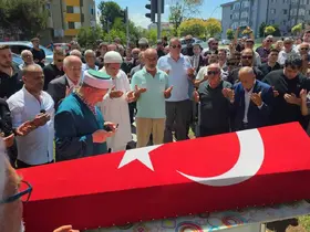 Eski milletvekili Mehmet Cemal Öztaylan toprağa verildi
