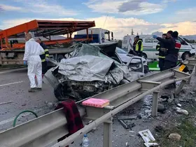 Eskişehir-Ankara yolunda feci kaza: 4 ölü, 2 yaralı
