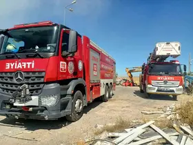 Eskişehir’de geri dönüşüm tesisinde çıkan yangın söndürüldü
