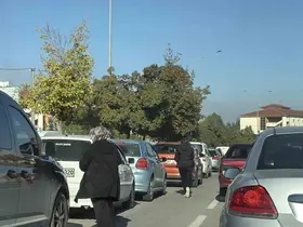 Eskişehir’de trafik durdu, adaylar sınava koşarak yetişmeye çalıştı
