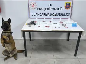 Eskişehir’de uyuşturucu operasyonu, yakalanan 2 şüpheliden 1’i tutuklandı
