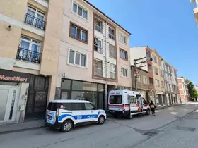 Eskişehir’de yataktan düşen 80 yaşındaki adam hayatını kaybetti
