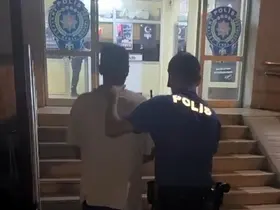 Evden yağma yapan firari hükümlü yakalandı

