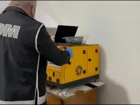 Evin odalarını sigara imalathanesine çevirmişler
