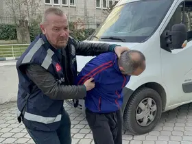 Evinde bonzai ele geçirilen şahıs adliyeye sevk edildi
