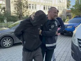 Evinde uyuşturucu ele geçirilen şahıs adliyeye sevk edildi
