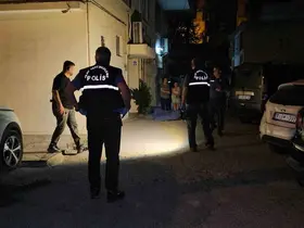 Evinin önünde öldürüldü

